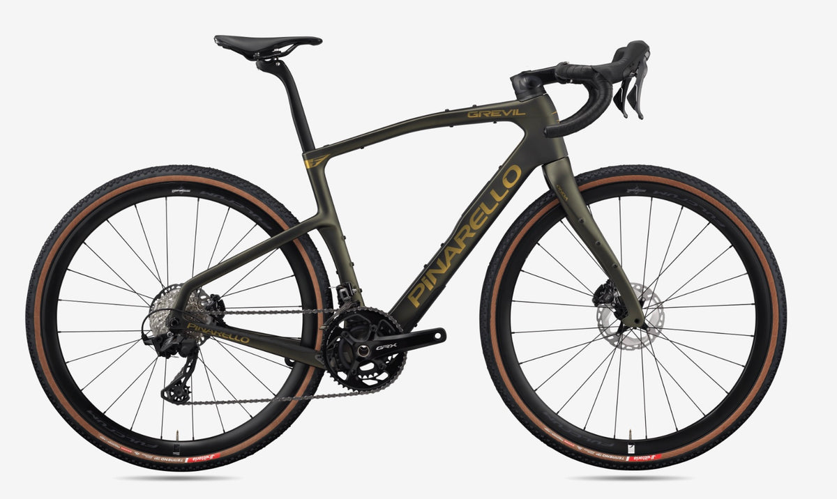 Bicicleta Pinarello Grevil F3 Shimano GRX 820 — Eurobike