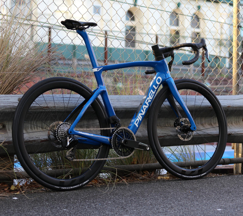 Pinarello Bicicleta de Ruta Dogma F7 Sram Force AXS E1 Victoria Blue Shiny
